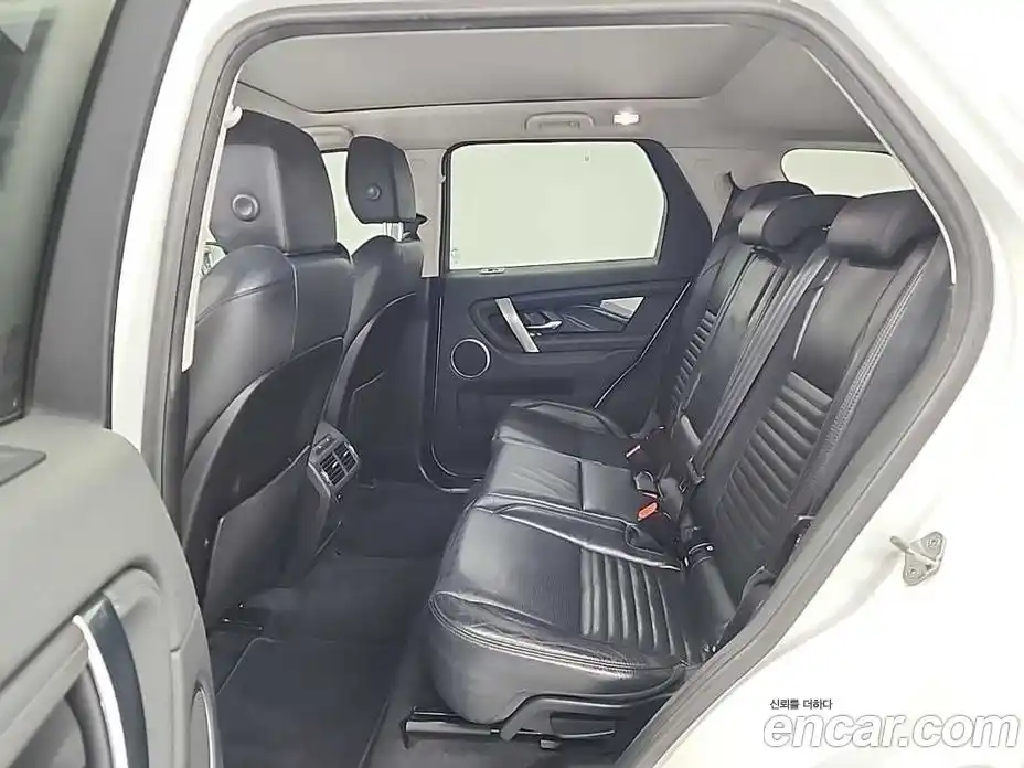 Land Rover Discovery Sport 2020 2.0 гидро в Москве № 198127, фото 12