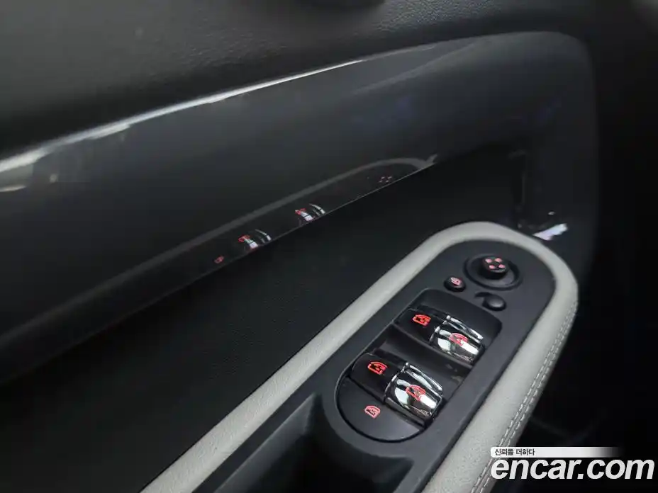 Mini Countryman 2018 2.0 гидро в Москве № 210889, фото 13