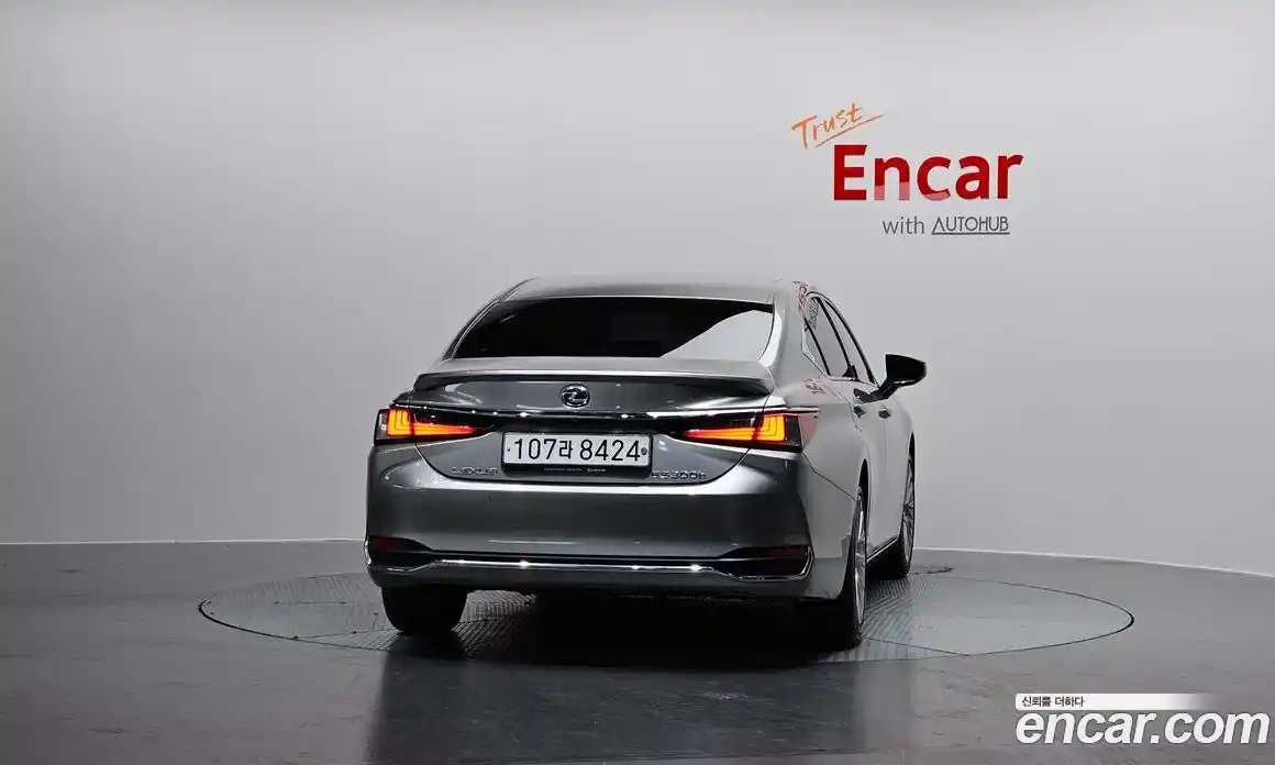 Lexus ES 2020 2.5 гидро в Москве № 214658, фото 4