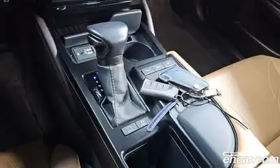 Lexus ES 2020 2.5 гидро в Москве № 214658, миниатюра 9