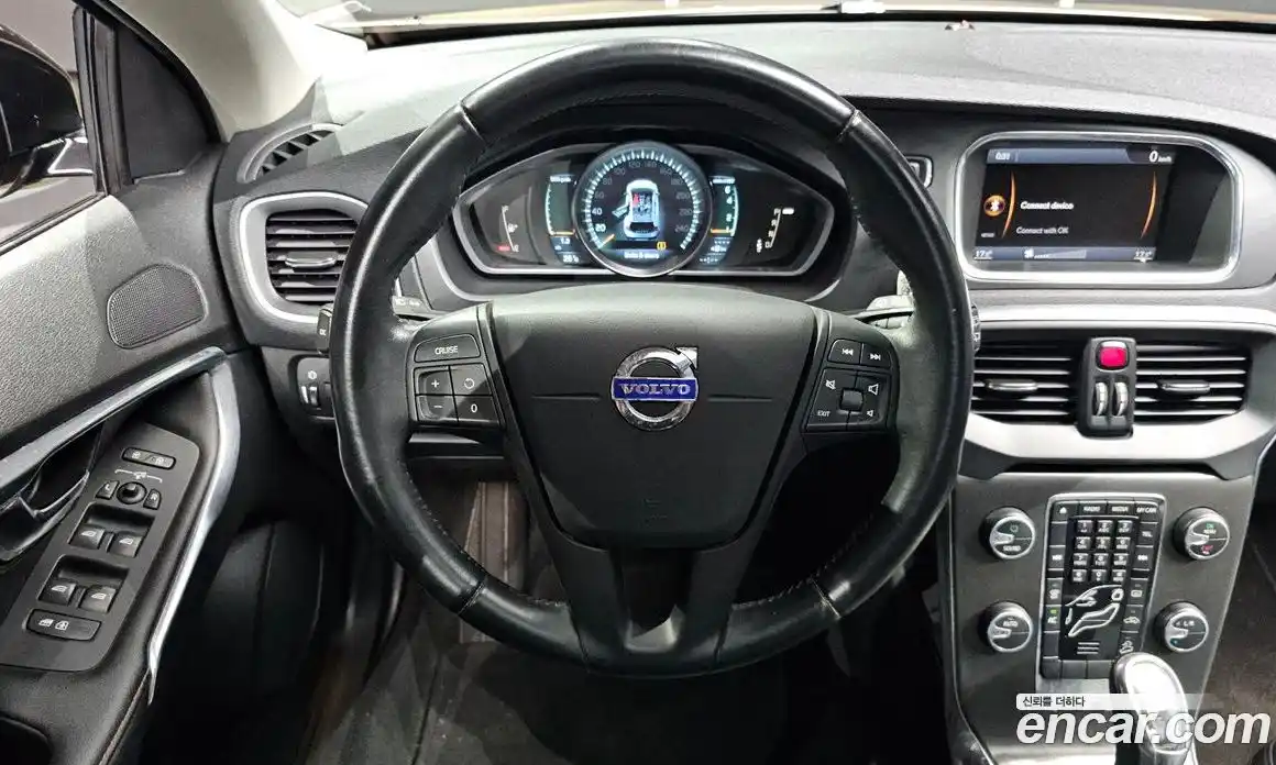 Volvo V40 2013 2.0 гидро в Москве № 229594, фото 13