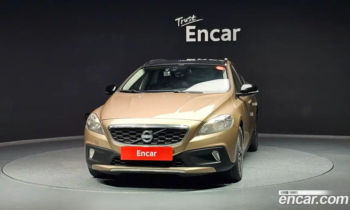 Volvo V40 2013 2.0 гидро в Москве № 229594, фото 3