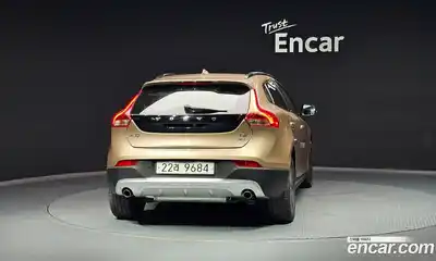 Volvo V40 2013 2.0 гидро в Москве № 229594, миниатюра 4