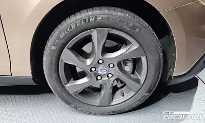 Volvo V40 2013 2.0 гидро в Москве № 229594, миниатюра 5