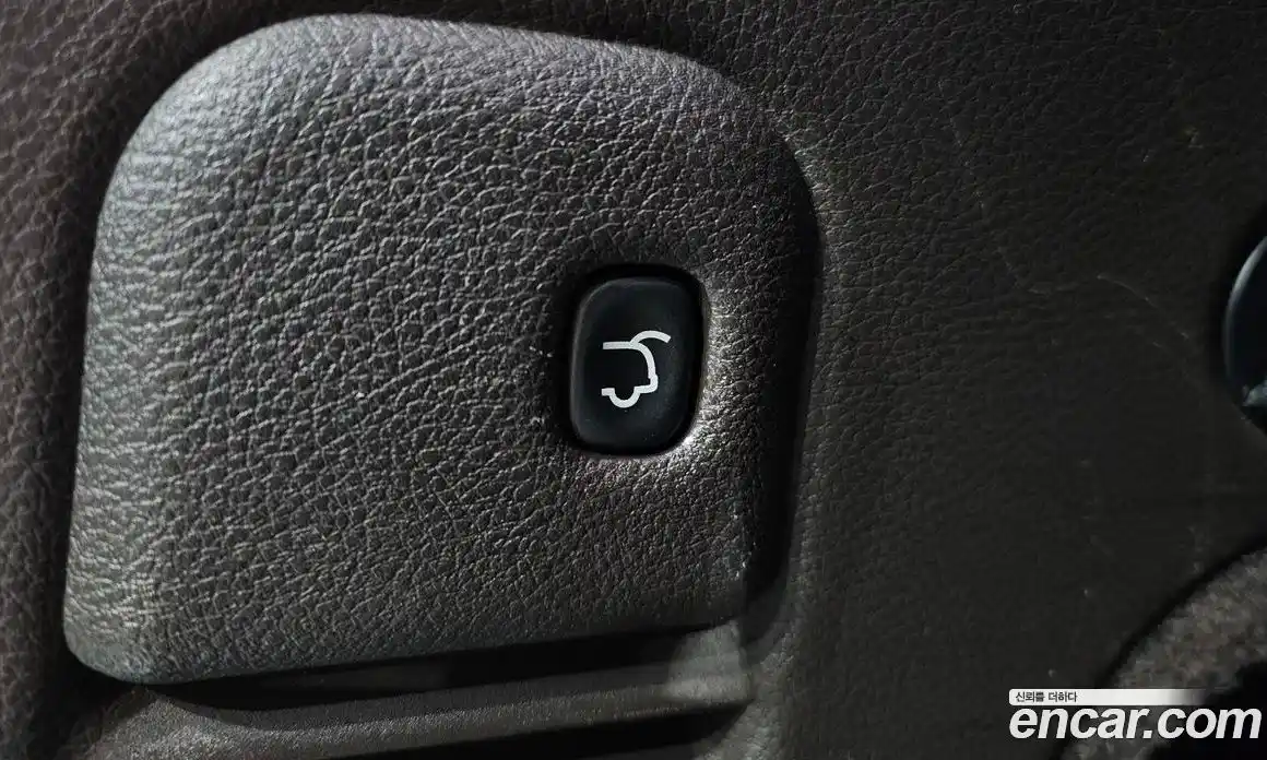 Jeep Cherokee 2014 3.0 гидро в Москве № 232763, фото 20
