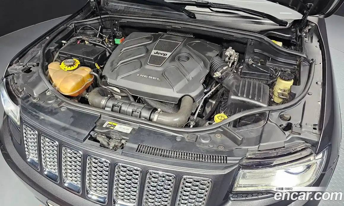 Jeep Cherokee 2014 3.0 гидро в Москве № 232763, фото 6