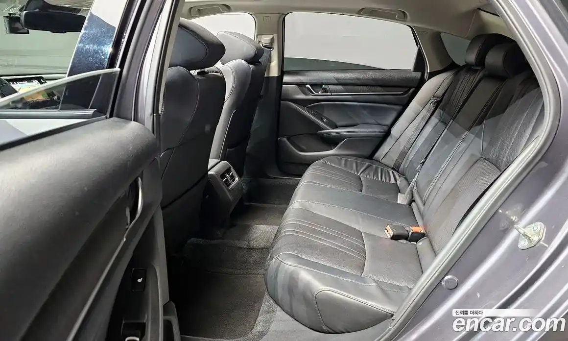 Honda Accord 2018 1.5 гидро в Москве № 232918, фото 12