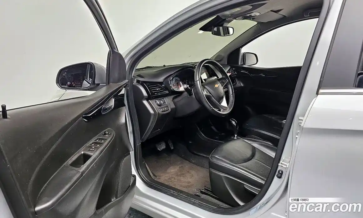 Chevrolet Spark 2016 1.0 гидро в Москве № 37861, фото 11