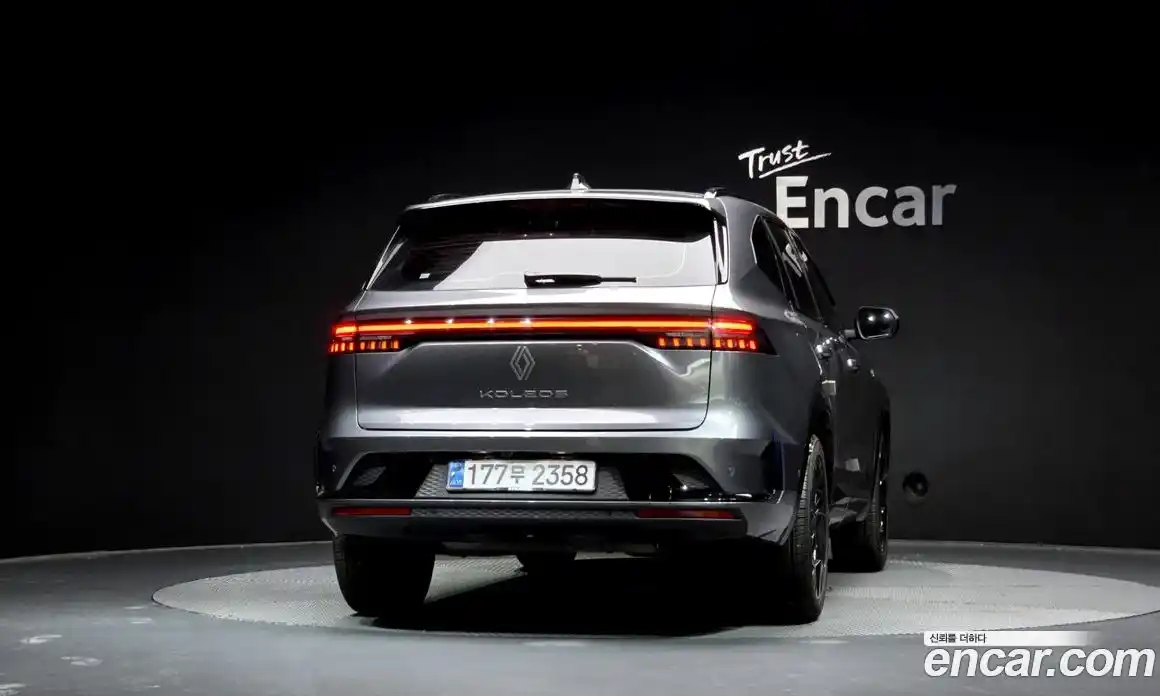 Renault Grand Koleos 2024 2.0 гидро в Москве, фото 4