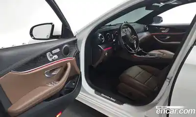 Mercedes-Benz E-Class 2023 2.0 гидро, миниатюра 10