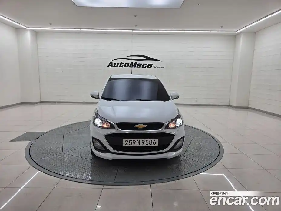 Chevrolet Spark 2018 1.0 гидро в Москве № 105080, фото 3