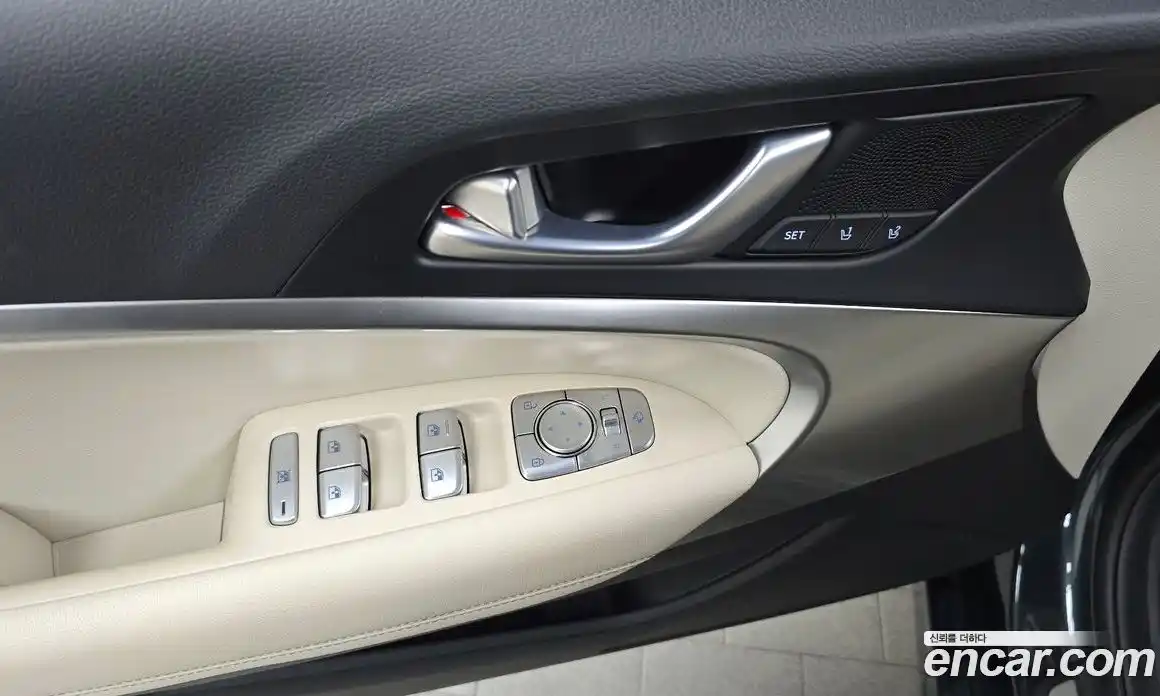 Genesis G70 2023 2.5 гидро в Москве № 1129198, фото 17