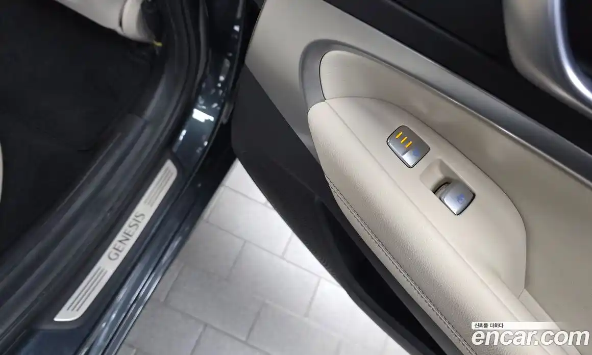 Genesis G70 2023 2.5 гидро в Москве № 1129198, фото 19