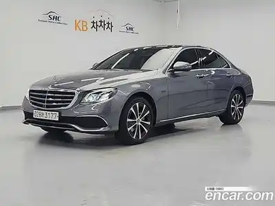 Mercedes-Benz E-Class 2019 2.0 гидро в Москве, миниатюра 2