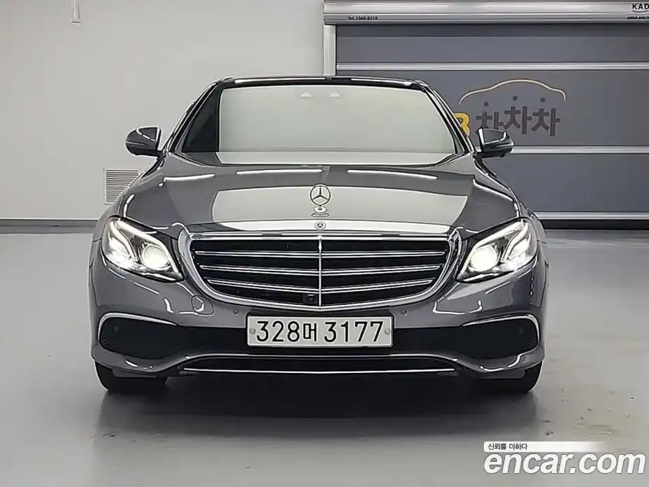 Mercedes-Benz E-Class 2019 2.0 гидро в Москве, фото 3