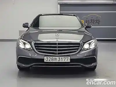 Mercedes-Benz E-Class 2019 2.0 гидро в Москве, миниатюра 3