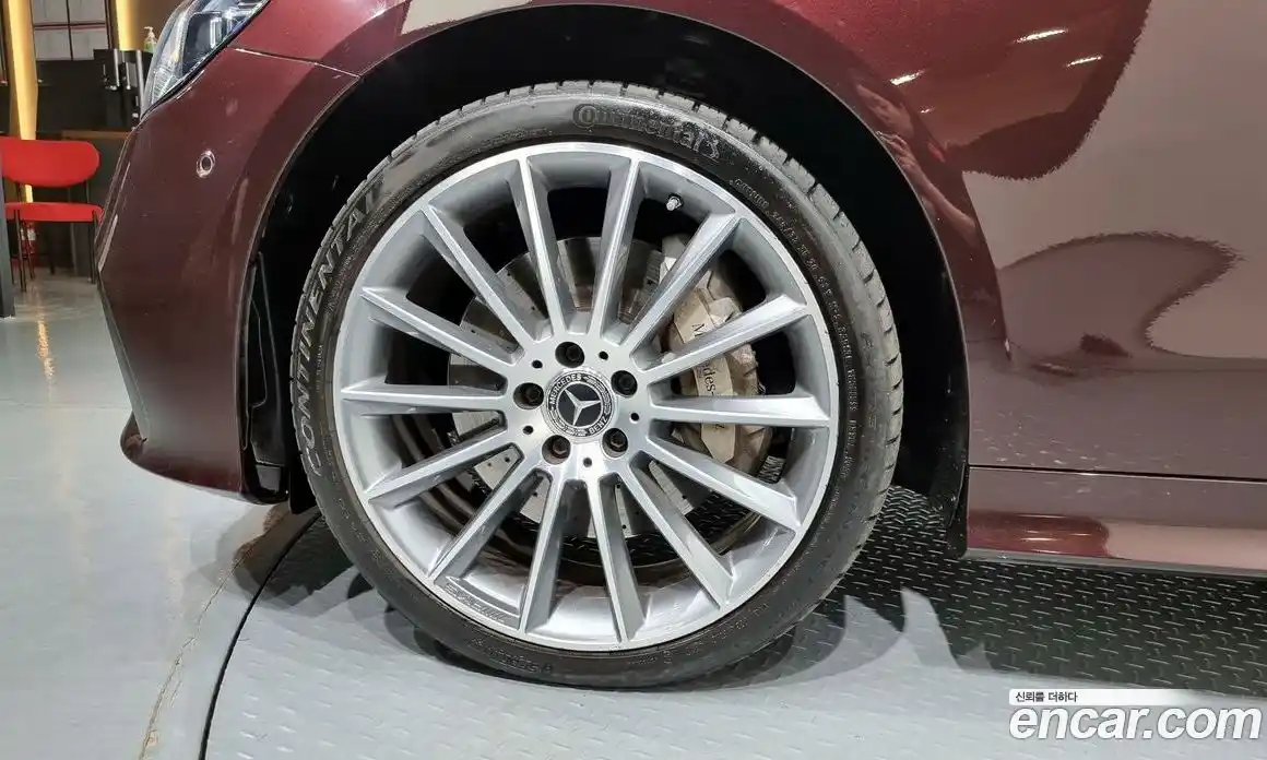 Mercedes-Benz E-Class 2021 3.0 гидро в Москве, фото 5