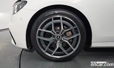Mercedes-Benz E-Class 2021 1.9 гидро в Москве, миниатюра 4