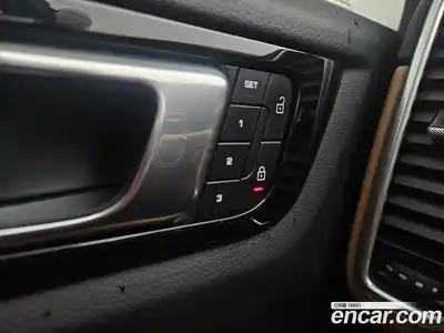 Porsche Cayenne 2023 3.0 гидро в Москве № 165824, миниатюра 9