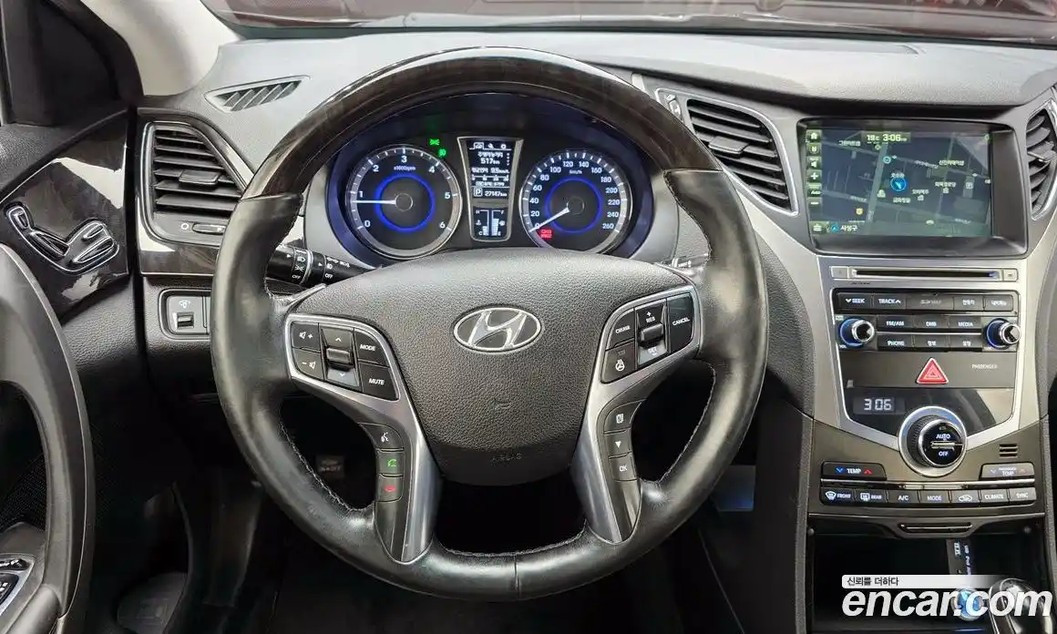 Hyundai Grandeur 2015 2.2 гидро в Москве № 1683935, фото 14