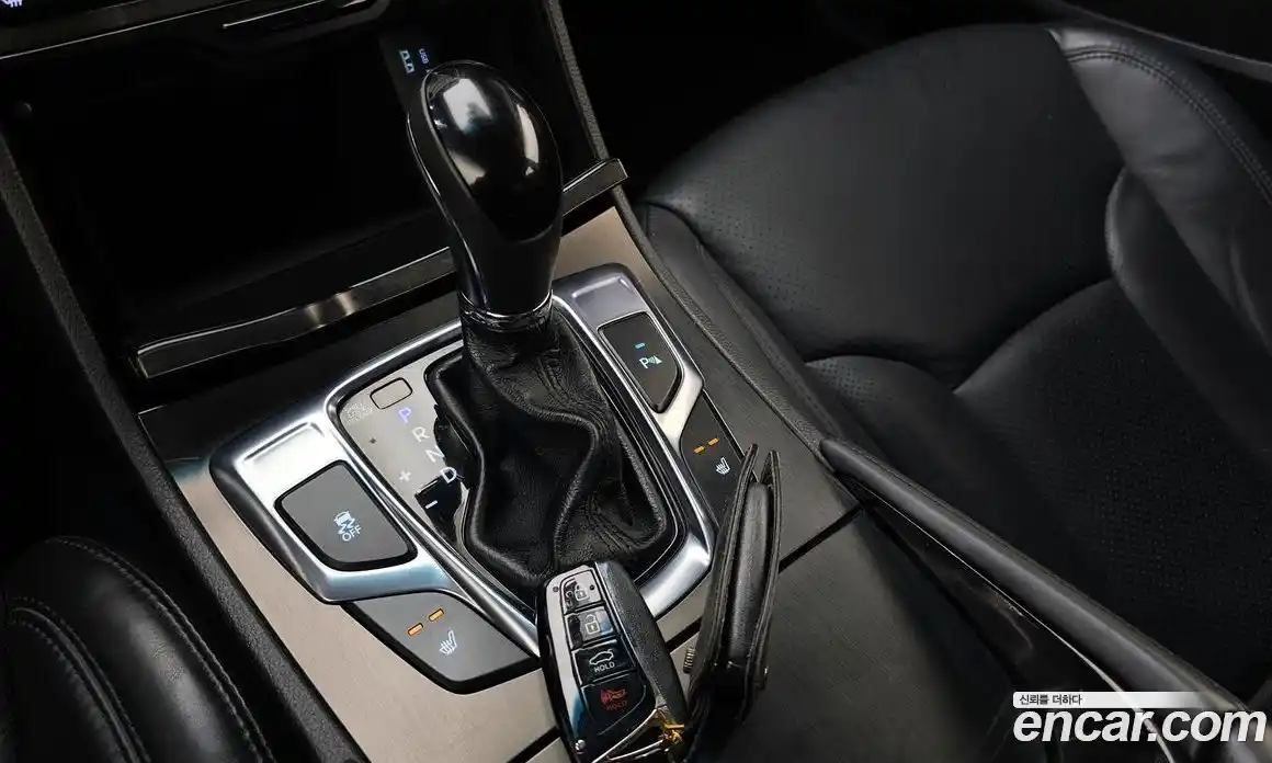 Hyundai Grandeur 2015 2.2 гидро в Москве № 1683935, фото 9