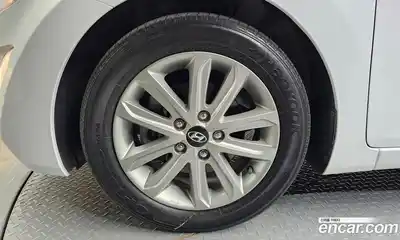 Hyundai Avante 2014 1.6 гидро в Москве № 1684214, миниатюра 5
