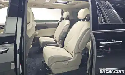 Kia Canival 2023 3.5 гидро в Москве № 1684819, миниатюра 11