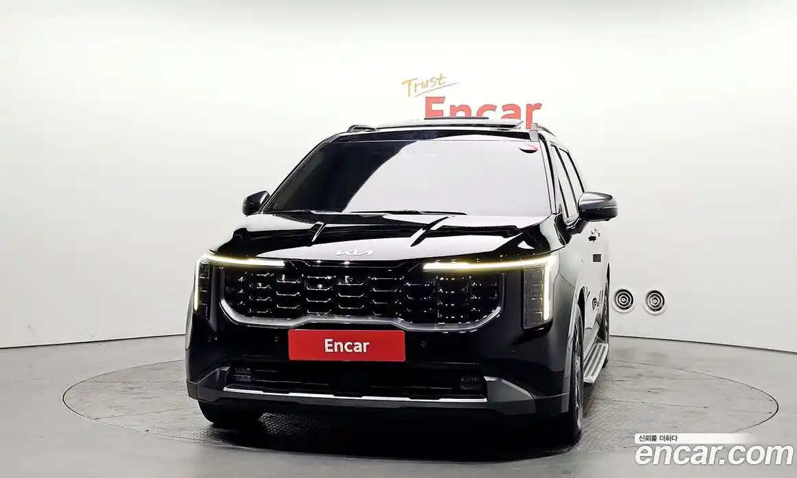 Kia Canival 2023 3.5 гидро в Москве № 1684819, фото 3