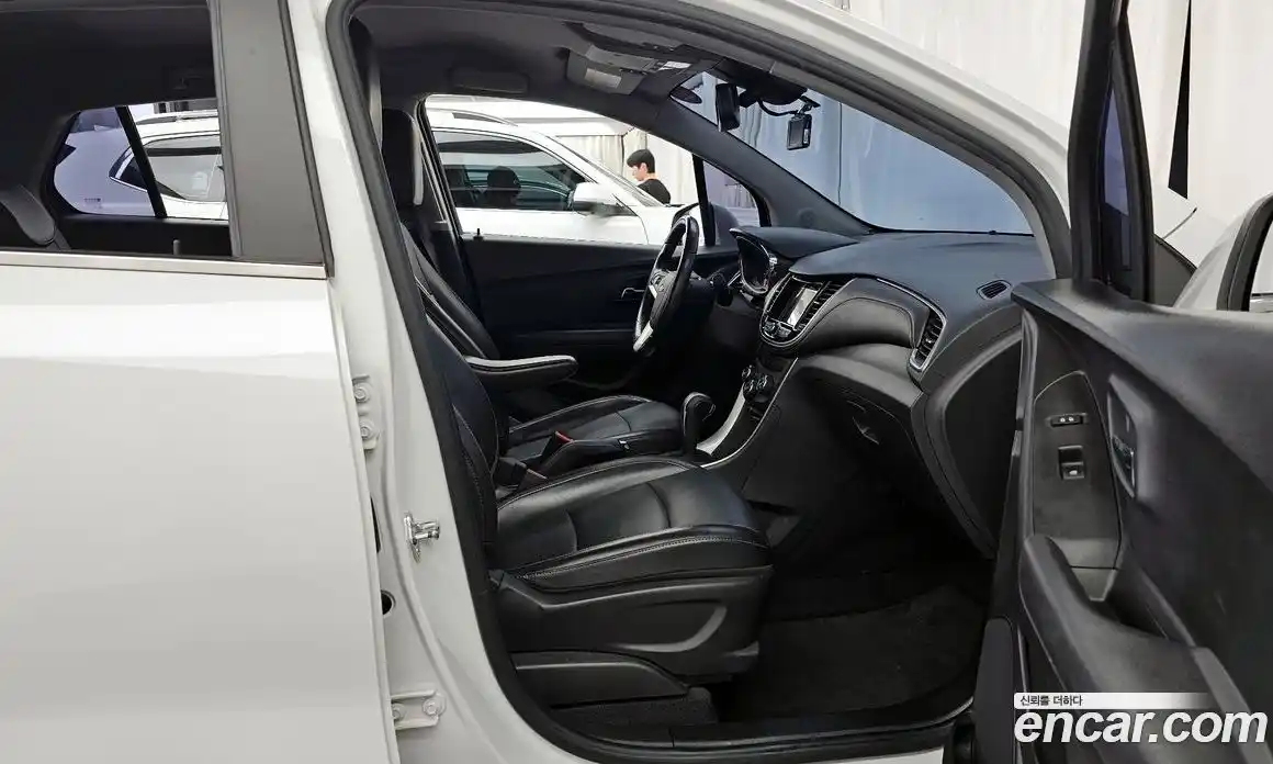 Chevrolet Trax 2018 1.6 гидро в Москве № 1687764, фото 11