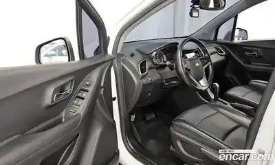 Chevrolet Trax 2018 1.6 гидро в Москве № 1687764, миниатюра 10