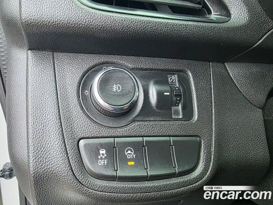 Chevrolet Spark 2017 1.0 гидро в Москве, фото 13