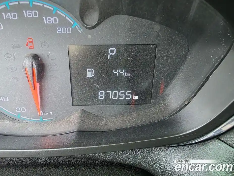 Chevrolet Spark 2017 1.0 гидро в Москве, фото 18
