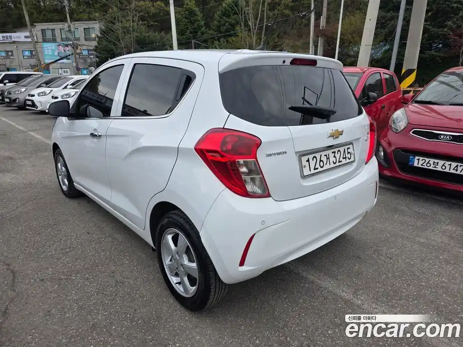 Chevrolet Spark 2017 1.0 гидро в Москве, фото 5