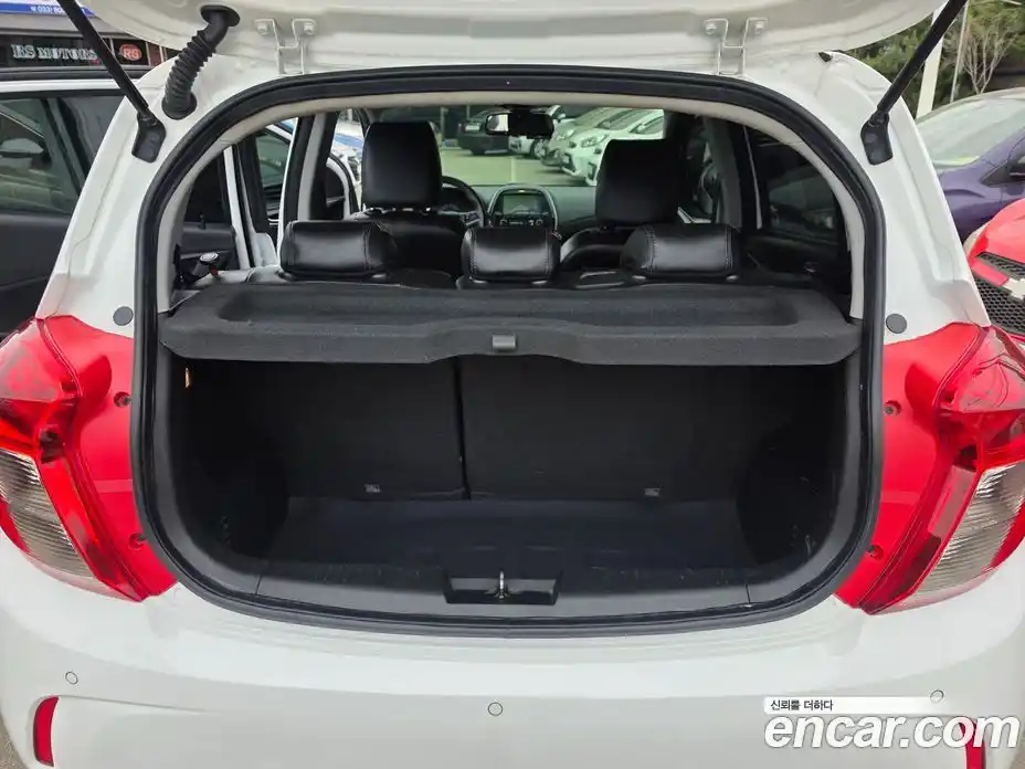 Chevrolet Spark 2017 1.0 гидро в Москве, фото 10
