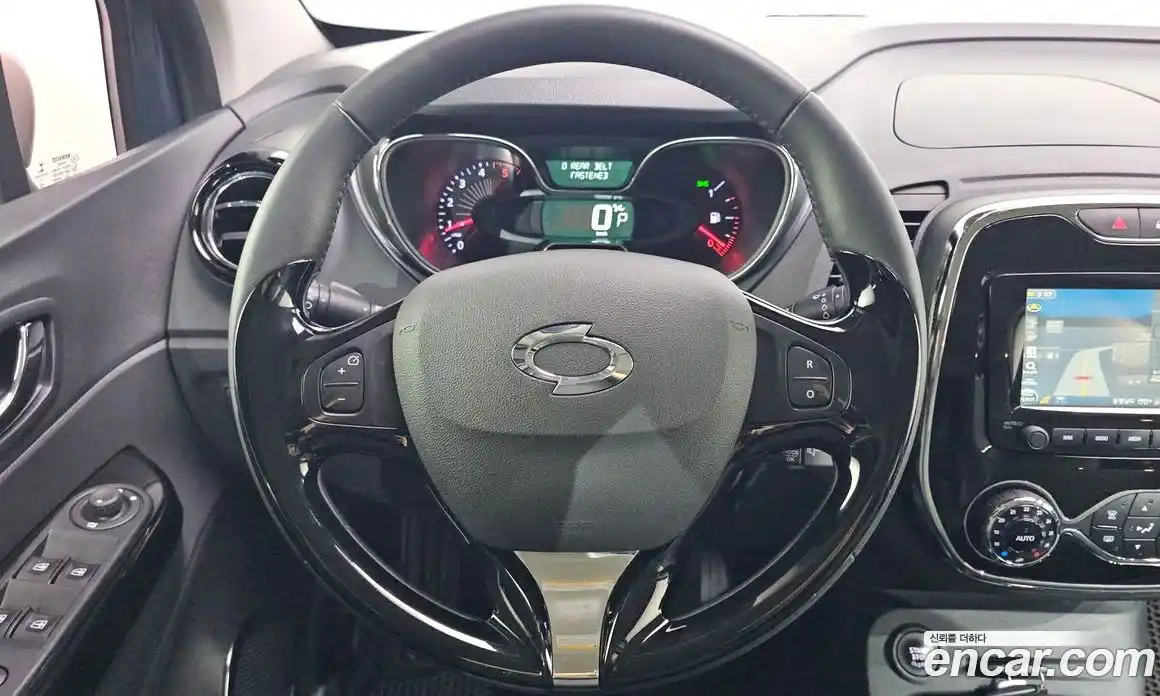 Renault QM3 2017 1.5 гидро в Москве № 1688324, фото 15