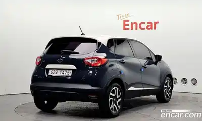 Renault QM3 2017 1.5 гидро в Москве № 1688324, миниатюра 2