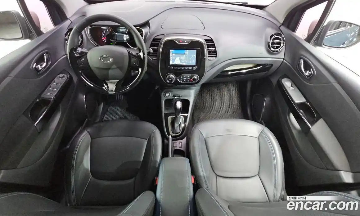 Renault QM3 2017 1.5 гидро в Москве № 1688324, фото 7