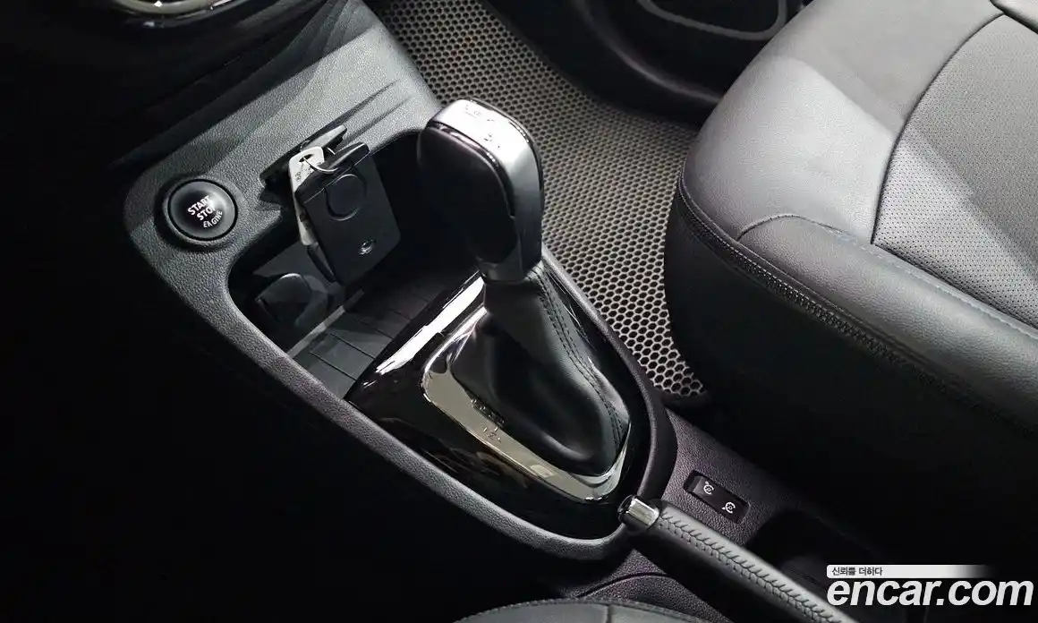 Renault QM3 2017 1.5 гидро в Москве № 1688324, фото 9