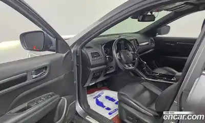 Renault QM6 2018 2.0 гидро в Москве № 1688330, миниатюра 10