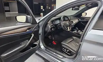 BMW 5-Series 2017 2.0 гидро в Москве № 1688417, миниатюра 10