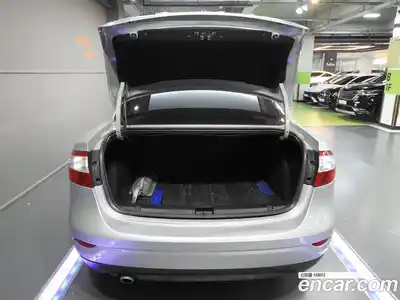 Renault SM3 2010 1.6 гидро в Москве № 1689191, миниатюра 4
