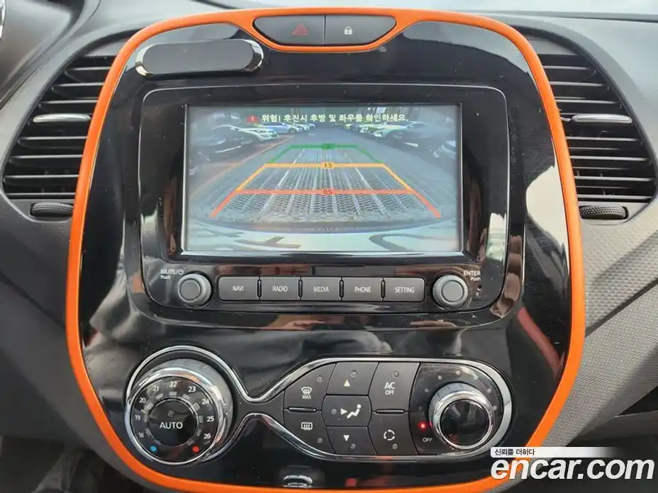Renault QM3 2015 1.5 гидро в Москве № 1689203, фото 20