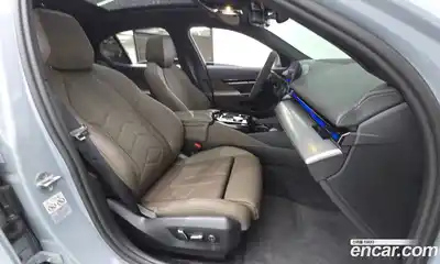 BMW 5-Series 2024 2.0 гидро в Москве № 1689415, миниатюра 11