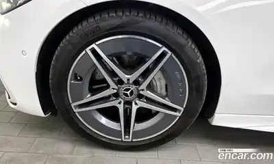 Mercedes-Benz C-Class 2025 2.0 гидро в Москве № 1689840, миниатюра 5