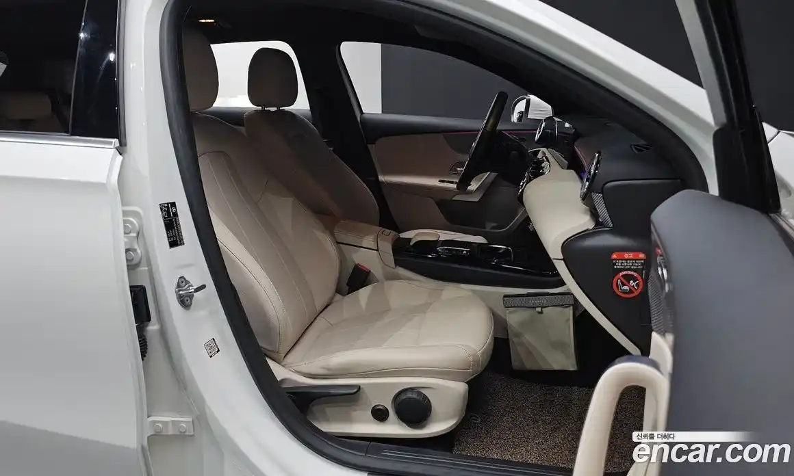 Mercedes-Benz A-Class 2022 2.0 гидро в Москве № 1689937, фото 10