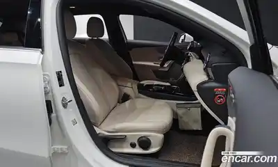 Mercedes-Benz A-Class 2022 2.0 гидро в Москве № 1689937, миниатюра 10