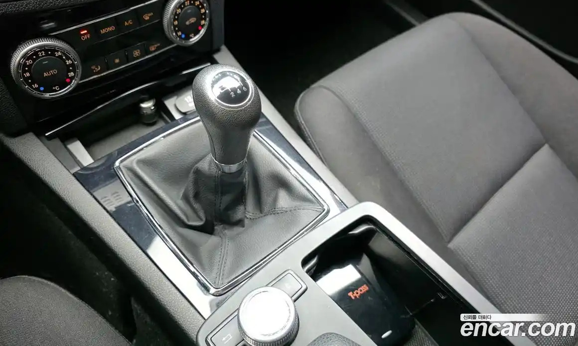 Mercedes-Benz C-Class 2008 1.8 механика в Москве № 1689954, фото 9