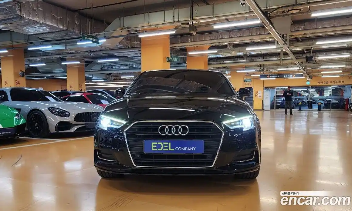 Audi A3 2018 2.0 гидро в Москве № 1690936, фото 3