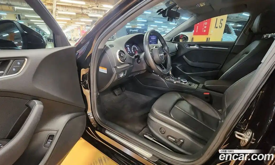 Audi A3 2018 2.0 гидро в Москве № 1690936, фото 7