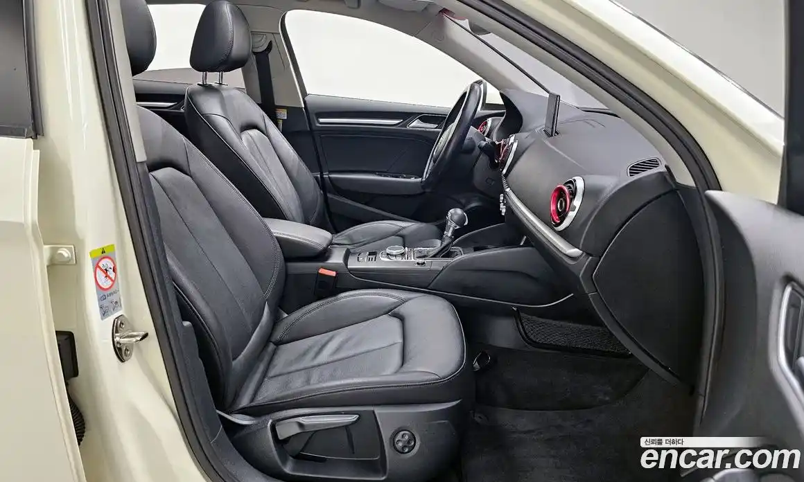 Audi A3 2014 2.0 гидро в Москве № 1690964, фото 11
